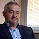 ДИРЕКТОРОТ НА ФЗО СМЕТА ДЕКА НИЕ БАРАМЕ ЗДРАВСТВО КАКО ДА ИМАМЕ ШВЕДСКИ БУЏЕТ – ЗНАЧИ ЛИ ТОА ПОКАЖУВАЊЕ НА ПРИДОНЕСОТ ЗА ЗДРАВСТВО?