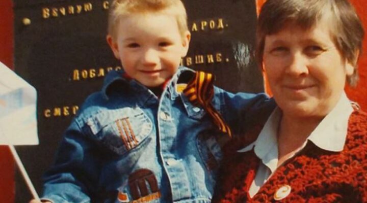 ПУТИНОВ ПОКЕР ИЛИ РУСКИ РУЛЕТ (131): ПРИЗНАЈ ИЛИ ТВОЕТО ДЕТЕ ЌЕ ОДИ ВО СИРОПИТАЛИШТЕ, ПРИКАЗНАТА ЗА РУСИНКА КОЈА БИЛА ОДВОЕНА ОД СВОЈОТ СИН