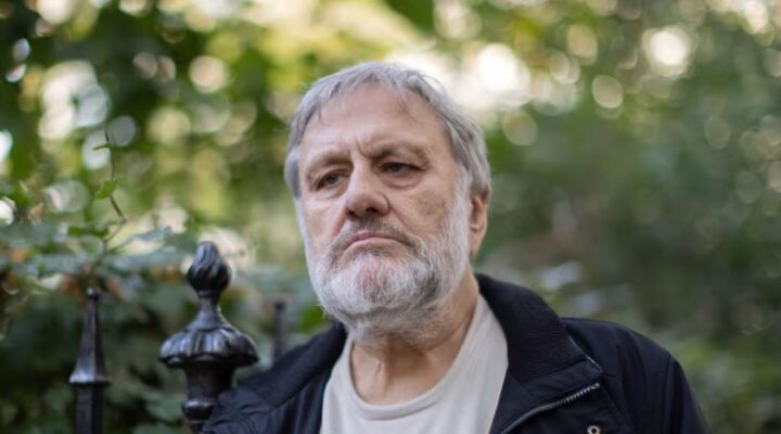 ЖИЖЕК: ДАЛИ СТЕ СВЕСНИ ДЕКА ДЕНЕШНИТЕ ГЕНЕРАЦИИ СТАНУВААТ СЕ ПОГЛУПАВИ СЕКОЈ ДЕН!