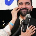 ИСТОРИСКИ МОМЕНТ ЗА ДЕМОКРАТИТЕ ВО ЊУЈОРК: КОЈ Е ЗОХРАН МАМДАНИ