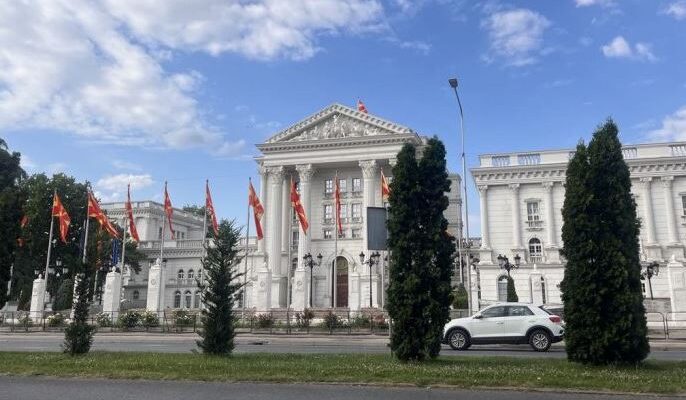 ВЛАДАТА СО СЕЛЕКТИВНА ТРАНСПАРЕНТНОСТ