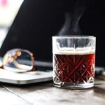 ИСТРАЖУВАЊЕ: АЛХОХОЛОТ Е НАЈГОЛЕМИОТ ПРОБЛЕМ СО ЗАВИСНОСТА НА РАБОТНО МЕСТО