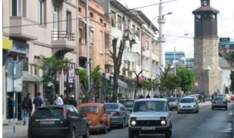 КАКО ИЗЛЕЗЕ ТРКАТА МЕЃУ ФАВОРИТИТЕ ВО АЛБАНСКИОТ БЛОК