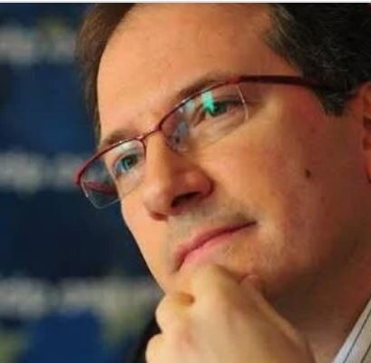 ХEЛАНКИ НАМЕСТО КОМИТСКИ БЕНЕВРЕЦИ