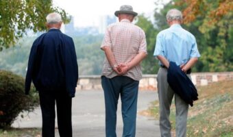 ВО ДЕМОКРАТСКИТЕ ДРЖАВИ, ЛИНЕАРНОТО ПОКАЧУВАЊЕ НА ПЕНЗИИТЕ Е ИСКЛУЧОК, НЕ ПРАВИЛО