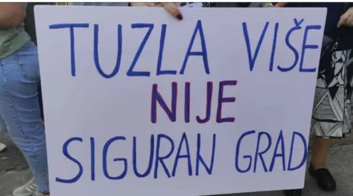 ПОДВЕДУВАЊЕ НА МАЛОЛЕТНИЧKИ ЗА СЕКС ВО БОСНА