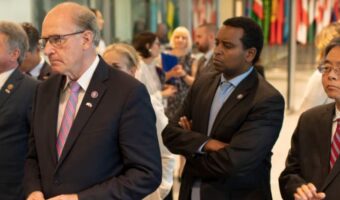 КОНГРЕС НА САД: МАЛИГНО ВЛИЈАНИЕ ОД РУСИЈА И КИНА И КОРУПЦИЈАТА СЕ ПРЕЧКИ ЗА ЗАПАДНИОТ БАЛКАН