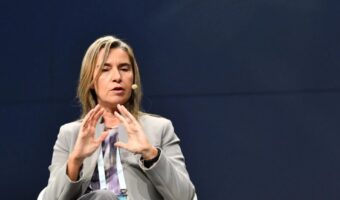 ДАЛИ ИСТРАГАТА ПРОТИВ ПОРАНЕШНATA ЕВРОПСКA КОМЕСАРKA ЌЕ ГО  ВКЛУЧИ СРПСКИ ТЕЛЕКОМ