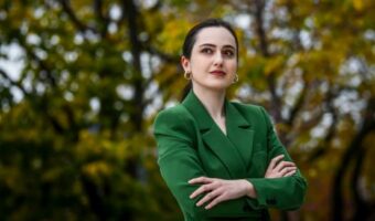 МАРИКА МИКИЈАШВИЛИ: ОДЕЊЕТО НА ПРОТЕСТ Е ВЕЌЕ ХЕРОЈСКИ ЧИН