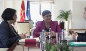 МОЈ ДДВ: ЕЛЕНА КОНТРА ГОРДАНА