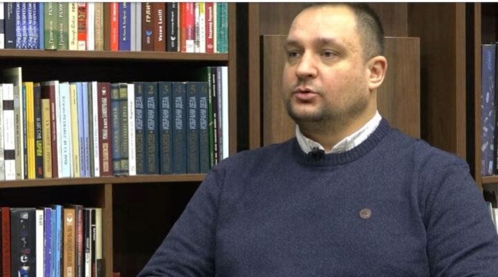 ТРЕНДАФИЛОВ: ВРЕМЕ Е ЗА УЛИЦА, ДОСТА СИ ИГРАВТЕ СО РАБОТНИЧКАТА ПОТ!