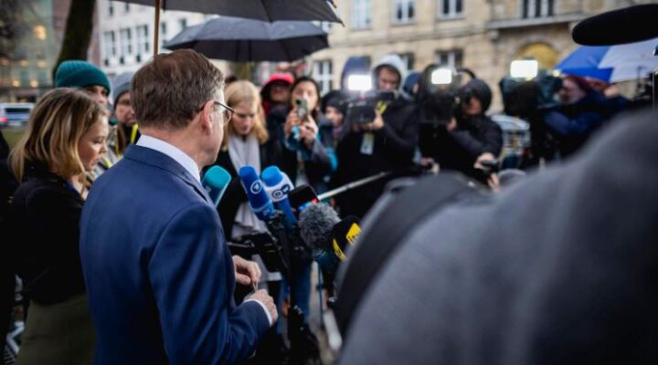 АНАЛИТИЧАРИТЕ И НОВИОТ СВЕТСКИ ПОРЕДОК: ЕВРОПСКИТЕ ПОЛИТИЧАРИ СЕ РАЗБУДИЈА АМА ПРОБЛЕМОТ НЕ Е ВО ТОА