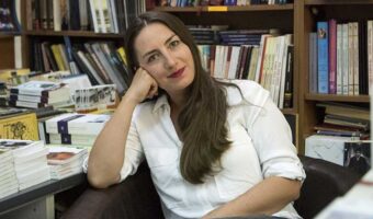 БУЖАРОВСКА: ЛЕСНО ПАЃАМЕ ВО СТАПИЦИТЕ ДЕКА НЕ ПОСТОИ МАКЕДОНСКИОТ ЈАЗИК