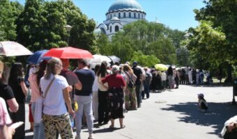 ФЕНОМЕНОТ НА ПОЈАСОТ НА ПРЕСВЕТАТА БОГОРОДИЦА: МЕЃУ СВЕТОСТА И СПЕКТАКЛОТ