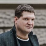 ВУКСАНОВИЌ: ЛОКАЛНИТЕ ЕЛИТИ ОВОЗМОЖУВААТ ПРИСУСТВО НА СТРАНСКИ СИЛИ  НА БАЛКАНОТ