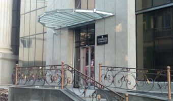 НЕМАМЕ ДОВОЛНО СУДИИ ИЛИ НЕМАМЕ ДОВОЛНО ПРАВДА?