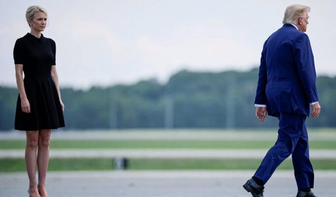 ЖEНАТА НА КОЈА ТРАМП НАЈМНОГУ И ВЕРУВА: КОЈА Е НАТАЛИ ТРАМП?