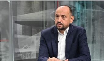ФАТМИР БИТИЌИ: НА МАКЕДОНИЈА И ТРЕБААТ „ЛУДОСТА“ НА ВМРО И ПАМЕТОТ НА СДСМ