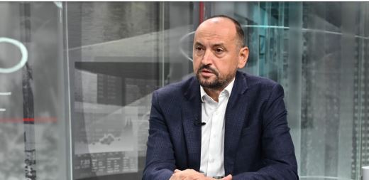 ФАТМИР БИТИЌИ: НА МАКЕДОНИЈА И ТРЕБААТ „ЛУДОСТА“ НА ВМРО И ПАМЕТОТ НА СДСМ