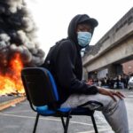 ФРАНЦИЈА: УЧЕНИЧКИТЕ ПРОТЕСТИ СТАНУВААТ НАСИЛНИ